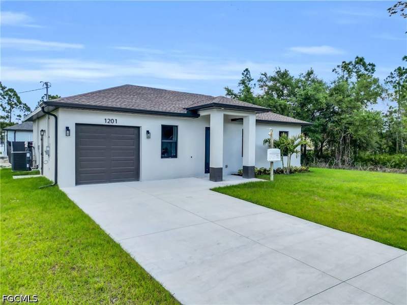 3 bedroom SingleFamilyResidence at 1201 E 7th St, Lehigh Acres, Lehigh Acres — photo 4