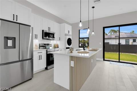 1201 E 7th St, Lehigh Acres FL - photo 9 of 36