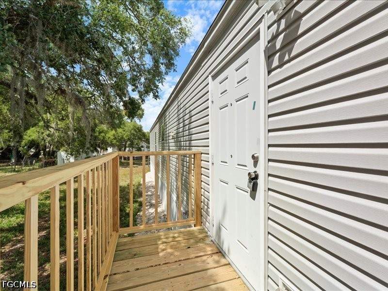 3 bedroom ManufacturedHome at 1038 Canopy Ln, Ortona, Moore Haven — photo 4