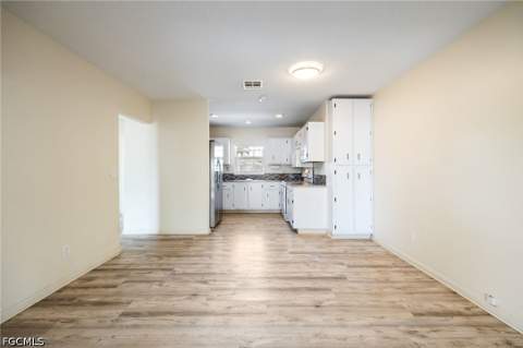 935 Hearty St, North Fort Myers FL - photo 12 of 32