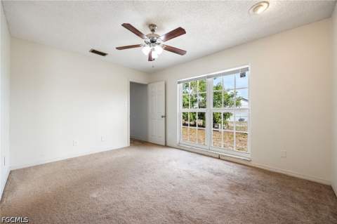 935 Hearty St, North Fort Myers FL - photo 14 of 32