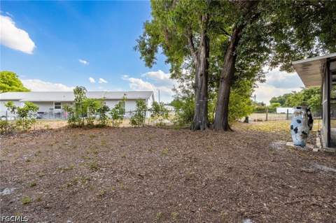 935 Hearty St, North Fort Myers FL - photo 24 of 32