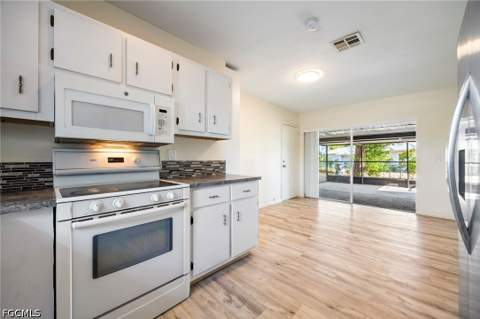 935 Hearty St, North Fort Myers FL - photo 7 of 32