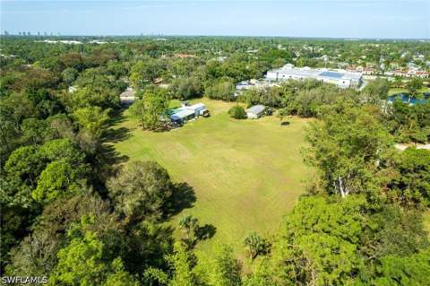 11203 Butler Dr, Bonita Springs FL - photo 16 of 39