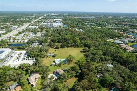 11203 Butler Dr, Bonita Springs FL - photo 8 of 39