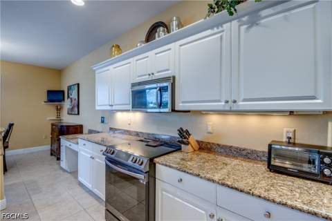 2120 SW 8th Pl, Cape Coral FL - photo 13 of 49