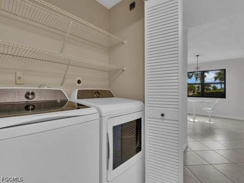 1512 Mainsail Dr 10, Naples FL - photo 20 of 29