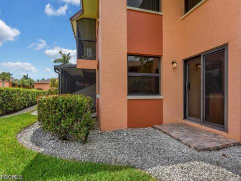 1512 Mainsail Dr 10, Naples FL - photo 24 of 29