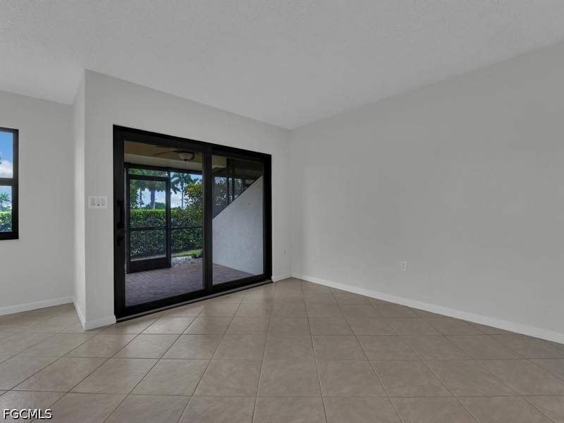 2 bedroom Condominium at 1512 Mainsail Dr 10, Tropic Schooner Apts, Naples — photo 4