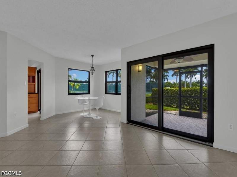 2 bedroom Condominium at 1512 Mainsail Dr 10, Tropic Schooner Apts, Naples — photo 5