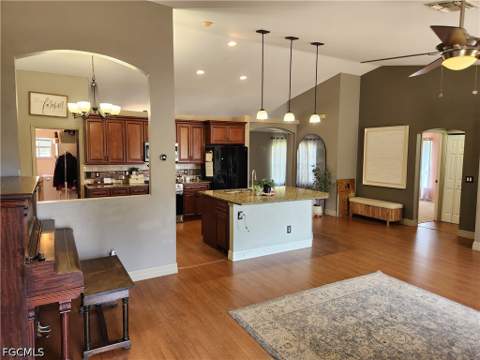 2508 NW 12th St, Cape Coral FL - photo 7 of 20