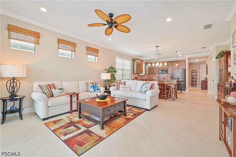 2 bedroom Attached at 16688 Rolling Rock Blvd, Country Club, Alva — photo 5