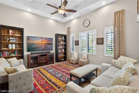 628 Venezia Grande Dr, Naples FL - photo 18 of 38