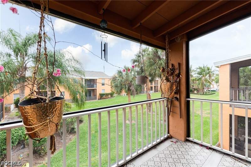 2 bedroom Condominium at 12620 Kenwood Ln C, Sunset Pointe At Fort Myers, Fort Myers — photo 3