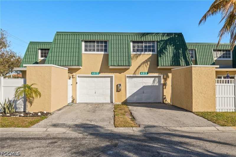 4 bedroom Condominium at 4815 Bluefish Ct, Riverwalk Cove, Fort Myers — photo 1
