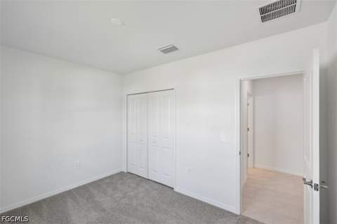 247 Lakeside Breeze Way, Lehigh Acres FL - photo 10 of 31