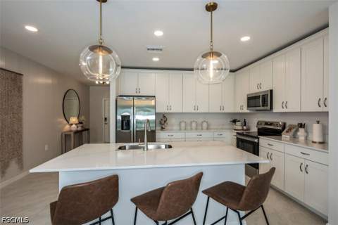 247 Lakeside Breeze Way, Lehigh Acres FL - photo 19 of 31
