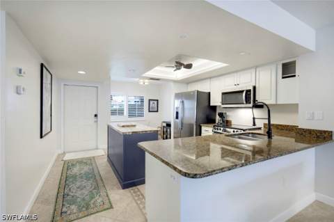 15171 Cedarwood Ln 3105, Naples FL - photo 18 of 50