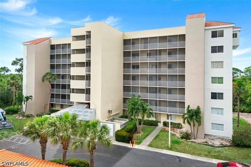 2 bedroom Condominium at 15171 Cedarwood Ln 3105, Naples Walk, Naples — photo 2