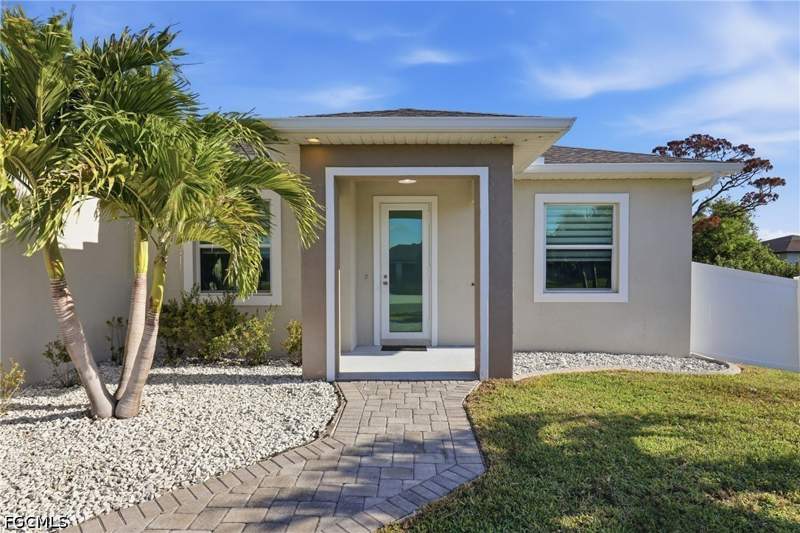 3 bedroom SingleFamilyResidence at 2713 SW Embers Ter, Cape Coral, Cape Coral — photo 4