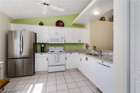 8065 Tiger Cv 1611, Naples FL - photo 18 of 40