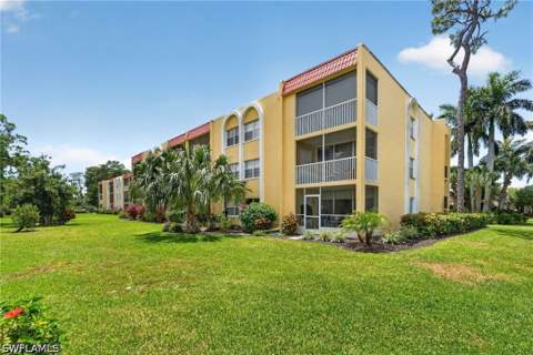 1084 Forest Lakes Dr 7205, Naples FL - photo 22 of 47