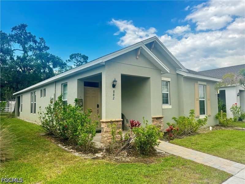 3 bedroom SingleFamilyResidence at 882 Friendship Cir, Belle Arbor, Labelle — photo 1