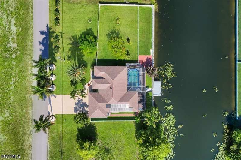 4 bedroom SingleFamilyResidence at 223 NW 5th Ter, Cape Coral, Cape Coral — photo 1