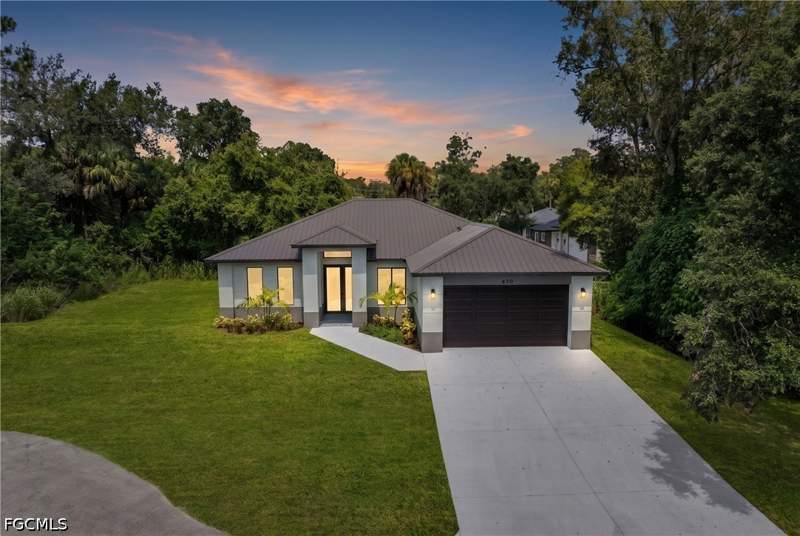3 bedroom SingleFamilyResidence at 490 Christopher Ct, Port Labelle, Labelle — photo 2