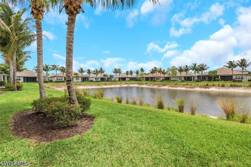 2 bedroom Attached at 28451 Burano Dr, Valencia Bonita, Bonita Springs — photo 5