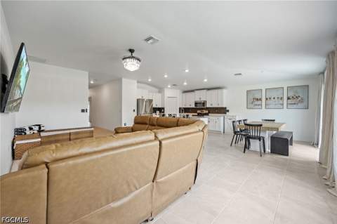 13910 Buckingham Oak Dr, Fort Myers FL - photo 8 of 31