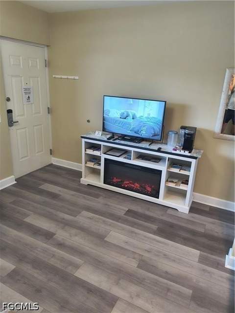 450 Old San Carlos Blvd SW 309, Fort Myers Beach FL - photo 11 of 31