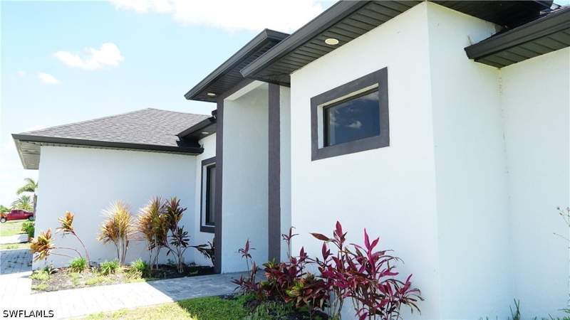 4 bedroom SingleFamilyResidence at 502 Tropicana Pkwy W, Cape Coral, Cape Coral — photo 2