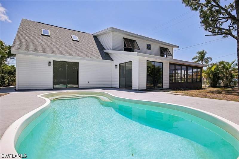 4 bedroom SingleFamilyResidence at 1928 SW 8th Ct, Cape Coral, Cape Coral — photo 3