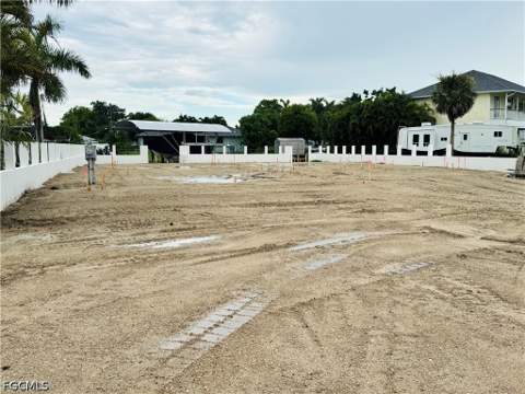326 Shore Dr, Fort Myers FL - photo 24 of 39
