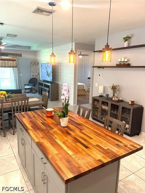 1999 Parson St, Naples FL - photo 6 of 14