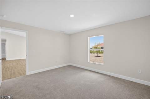 702 NW Douglas Cir, Cape Coral FL - photo 21 of 25