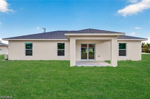 702 NW Douglas Cir, Cape Coral FL - photo 24 of 25