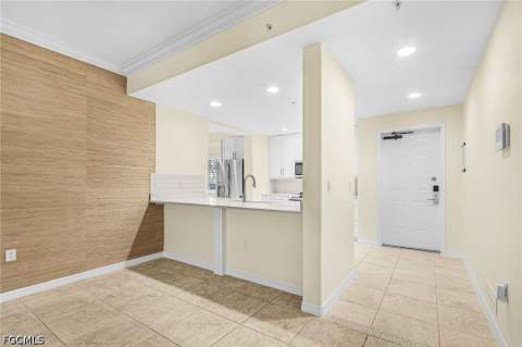 221 9th St S 301, Naples FL - photo 6 of 47