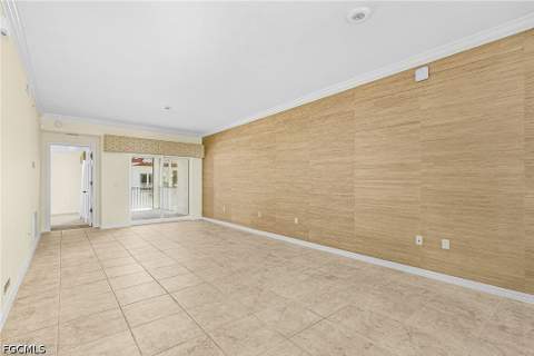 221 9th St S 301, Naples FL - photo 7 of 47