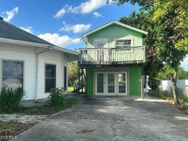 3 bedroom SingleFamilyResidence at 3007 W Briarwood Cir, Port Labelle, Labelle — photo 2