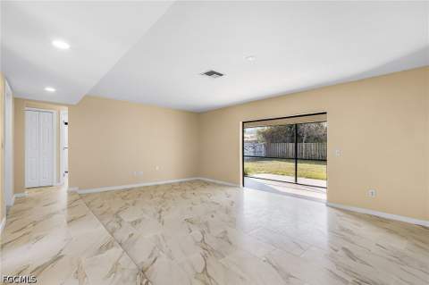 920 SE 21st St, Cape Coral FL - photo 12 of 27