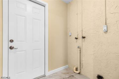 920 SE 21st St, Cape Coral FL - photo 17 of 27