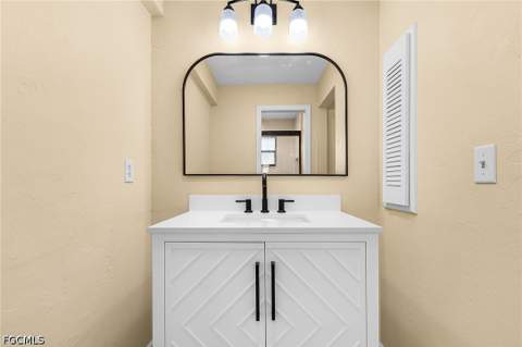 920 SE 21st St, Cape Coral FL - photo 20 of 27