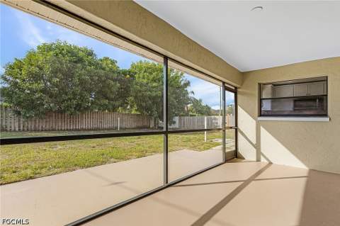 920 SE 21st St, Cape Coral FL - photo 23 of 27