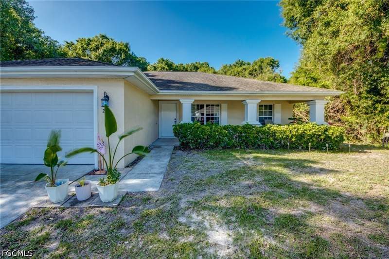 3 bedroom SingleFamilyResidence at 2807 51st St W, Lehigh Acres, Lehigh Acres — photo 3