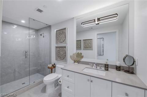 13925 Old Coast Rd 1706, Naples FL - photo 23 of 37