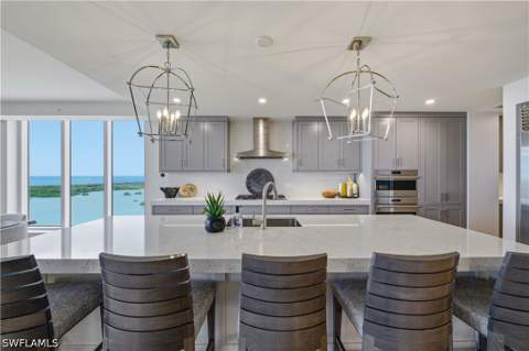 13925 Old Coast Rd 1706, Naples FL - photo 8 of 37