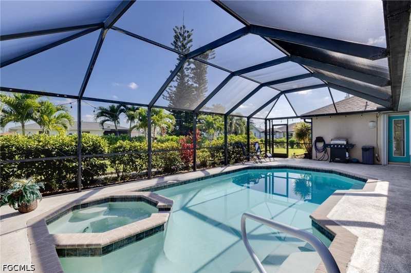 4 bedroom SingleFamilyResidence at 201 SW 35th St, Cape Coral, Cape Coral — photo 1