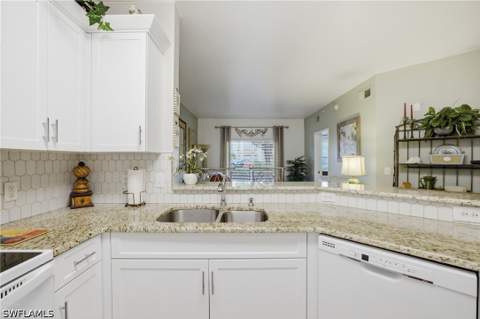 15605 Ocean Walk Cir 113, Fort Myers FL - photo 7 of 26